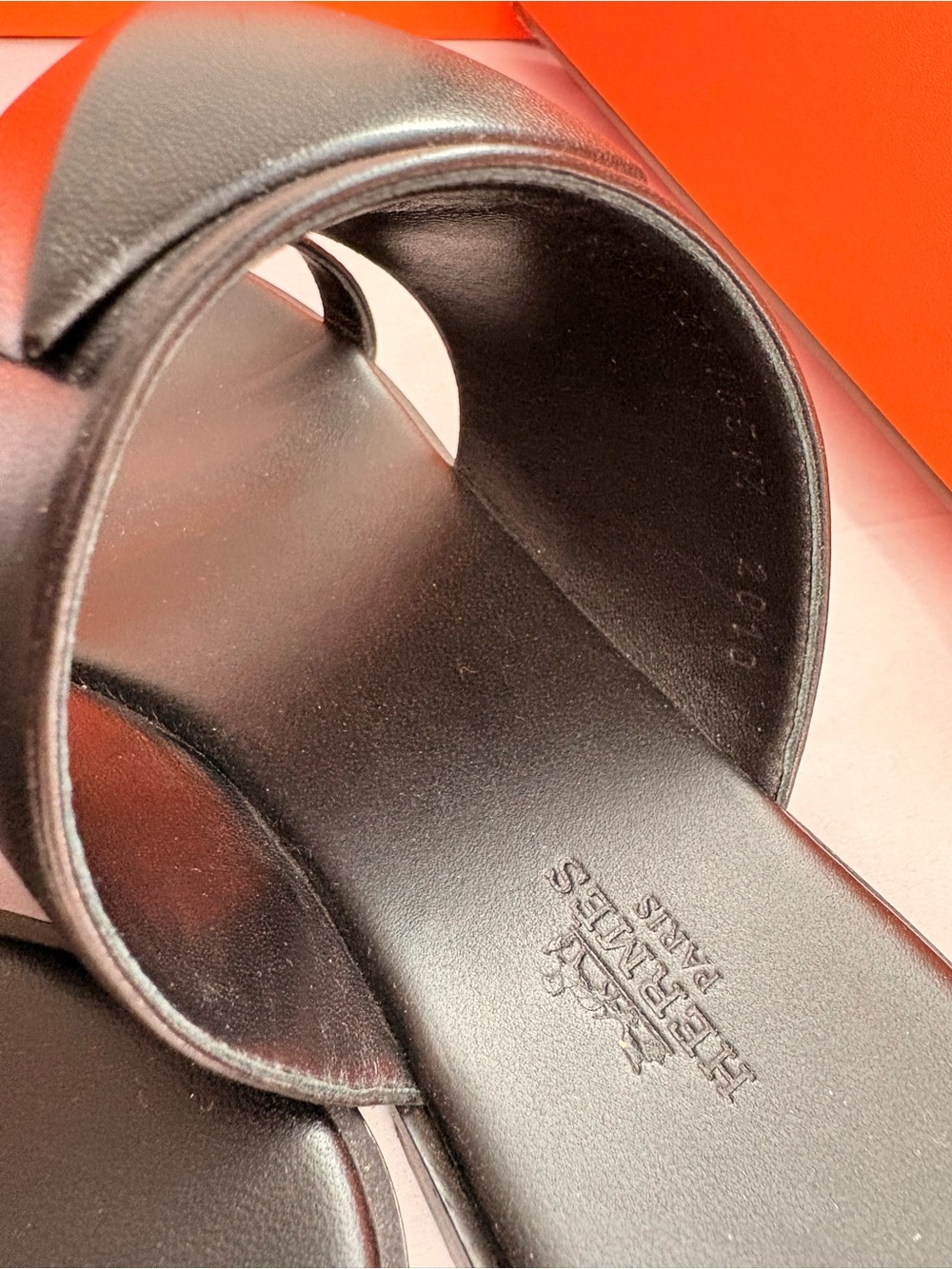 Hermès Caia Slides
Black 37 Preowned - Picture 9 of 11
